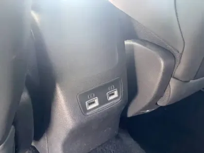 Photo 35 Peugeot 2008  PureTech 130 S&S BVM6