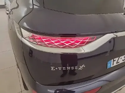 Photo 16 DS DS 7 DS7 Crossback Hybride E-Tense 300 EAT8 4x4