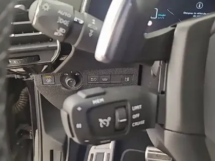 Photo 22 DS DS 7 DS7 Crossback Hybride E-Tense 300 EAT8 4x4