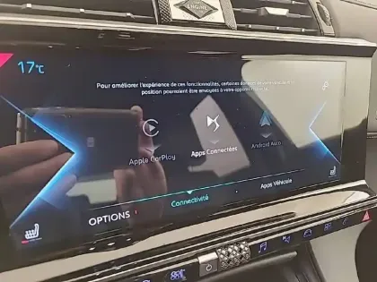 Photo 18 DS DS 7 DS7 Crossback Hybride E-Tense 300 EAT8 4x4