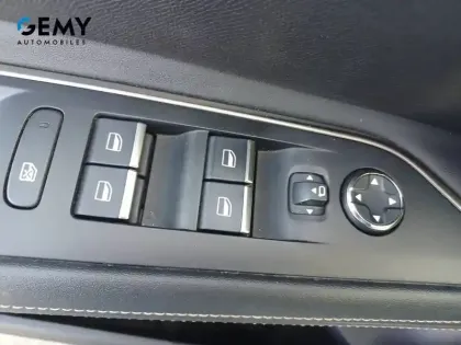 Photo 35 Peugeot 3008 Gén. II Ph2 GT 5