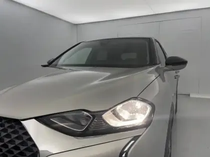 Photo 87 DS DS 3 DS3 Crossback PureTech 100 BVM6