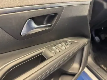 Photo 10 Peugeot 3008  BlueHDi 130ch S&S BVM6