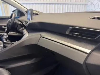 Photo 12 Peugeot 3008  BlueHDi 130ch S&S BVM6