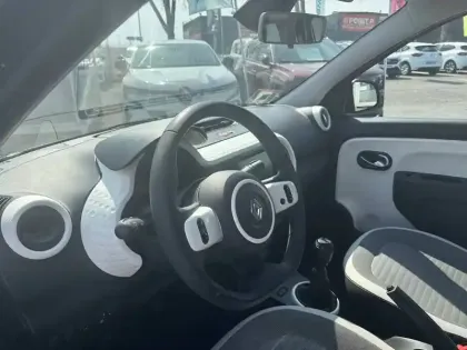 Photo 24 Renault Twingo  III SCe 65