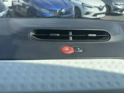 Photo 31 Renault Twingo  III SCe 65