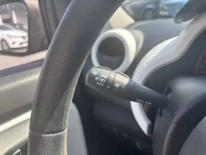 Photo 25 Renault Twingo  III SCe 65