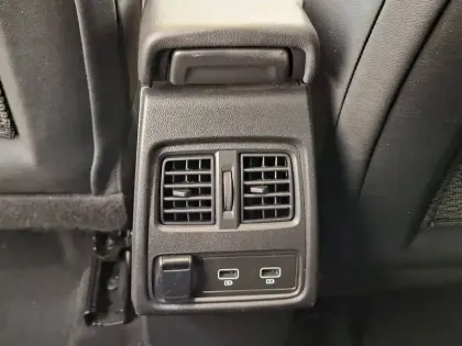 Photo 30 Renault Captur  E-Tech Plug-in 160 - 21