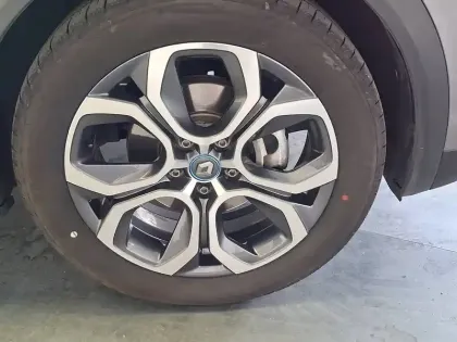 Photo 15 Renault Captur  E-Tech Plug-in 160 - 21