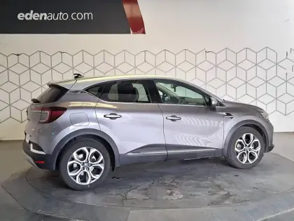 Photo 12 Renault Captur  E-Tech Plug-in 160 - 21