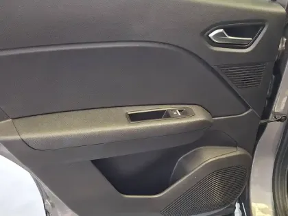 Photo 29 Renault Captur  E-Tech Plug-in 160 - 21