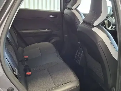 Photo 18 Renault Captur  E-Tech Plug-in 160 - 21