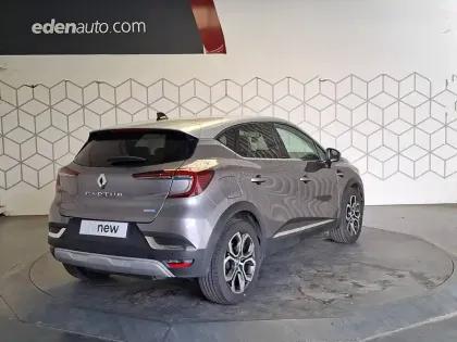 Photo 13 Renault Captur  E-Tech Plug-in 160 - 21