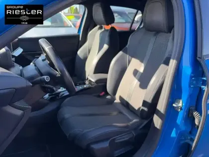 Photo 10 Peugeot 208  Electrique 50 kWh 136ch