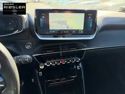 Photo 14 Peugeot 208  Electrique 50 kWh 136ch