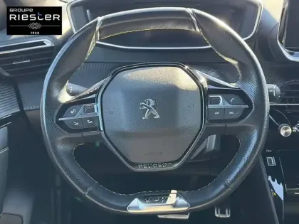 Photo 8 Peugeot 208  Electrique 50 kWh 136ch