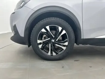 Photo 12 Peugeot 2008  Electrique 136 ch