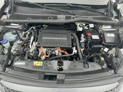 Photo 26 Peugeot 2008  Electrique 136 ch