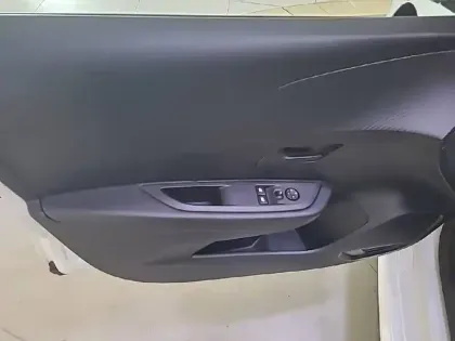 Photo 21 Peugeot 208 Gén. II Ph1 Premium Pack 5