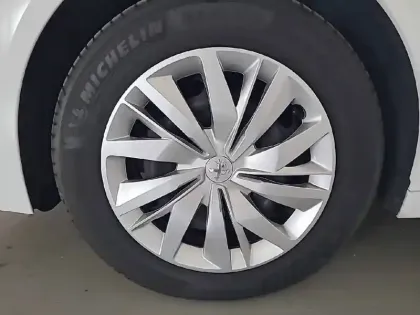 Photo 15 Peugeot 208 Gén. II Ph1 Premium Pack 5