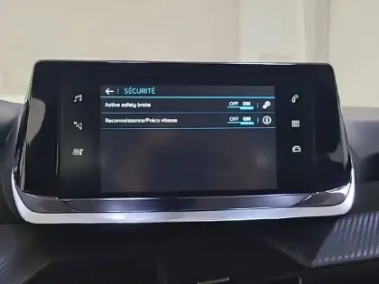 Photo 28 Peugeot 208 Gén. II Ph1 Premium Pack 5