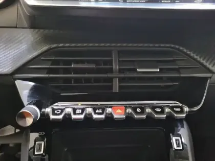 Photo 30 Peugeot 208 Gén. II Ph1 Premium Pack 5