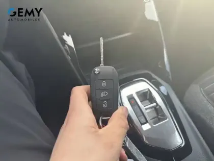 Photo 36 Peugeot 208 Gén. II Ph2 Active 5