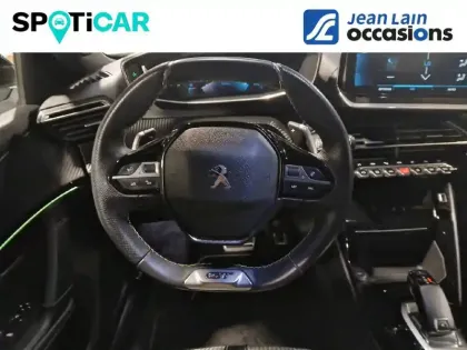 Photo 8 Peugeot 2008  PureTech 130 S&S EAT8