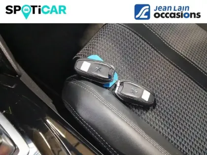 Photo 18 Peugeot 2008  PureTech 130 S&S EAT8