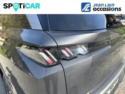 Photo 16 Peugeot 5008  Hybrid 136 e-DCS6