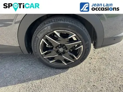 Photo 12 Peugeot 5008  Hybrid 136 e-DCS6