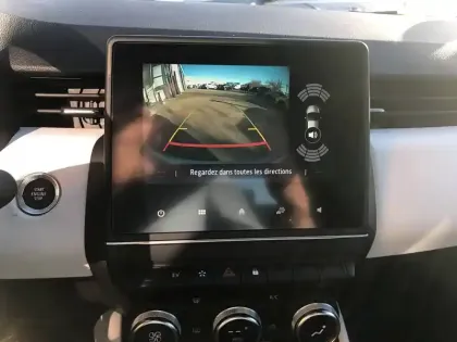 Photo 34 Renault Clio Gén. V (BJA) Ph1 Intens 5