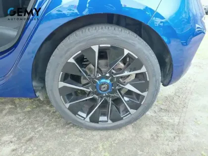 Photo 10 Renault Clio  TCe 90