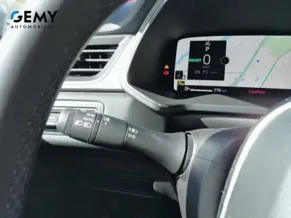 Photo 26 Renault Captur  E-Tech full hybrid 145 ch