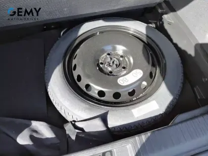 Photo 15 Renault Captur  E-Tech full hybrid 145 ch