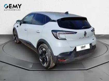 Photo 6 Renault Captur  E-Tech full hybrid 145 ch