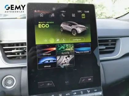 Photo 33 Renault Captur  E-Tech full hybrid 145 ch