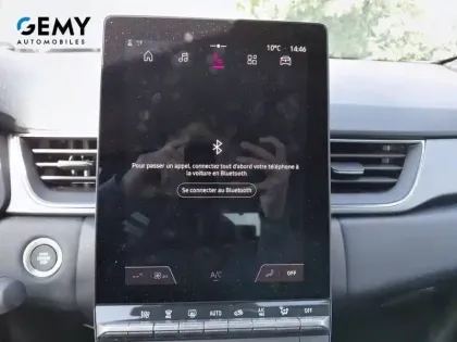 Photo 30 Renault Captur  E-Tech full hybrid 145 ch