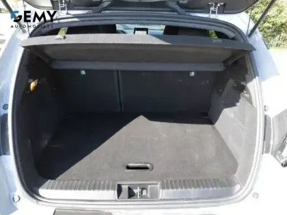 Photo 5 Renault Captur  E-Tech full hybrid 145 ch