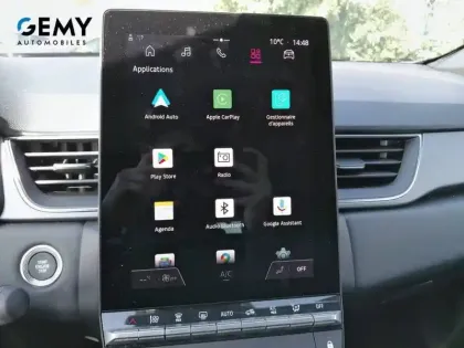 Photo 31 Renault Captur  E-Tech full hybrid 145 ch