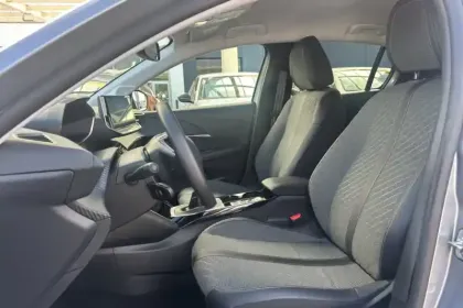 Photo 42 Peugeot 208  100 S&S BVM6