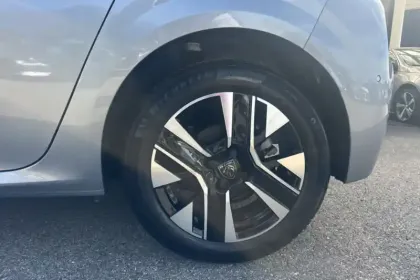 Photo 11 Peugeot 208 Gén. II Ph2 Allure 5