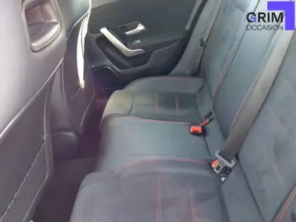 Photo 10 Mercedes Classe A  180 d 8G-DCT