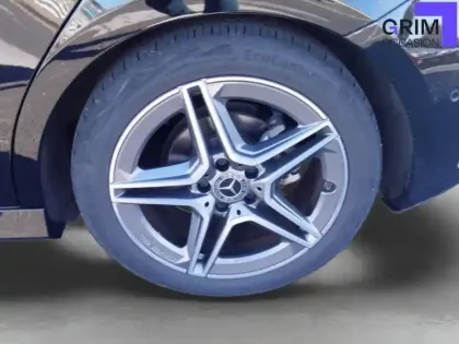 Photo 15 Mercedes Classe A  180 d 8G-DCT