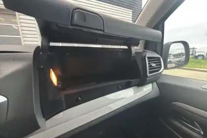 Photo 21 Peugeot Expert  CA FIXE M DIESEL 180 CH AUTOMATIQUE