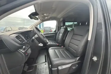 Photo 8 Peugeot Expert  CA FIXE M DIESEL 180 CH AUTOMATIQUE