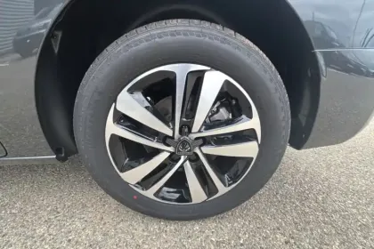 Photo 30 Peugeot Expert  CA FIXE M DIESEL 180 CH AUTOMATIQUE