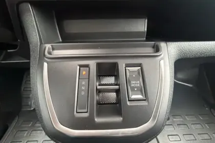 Photo 19 Peugeot Expert  CA FIXE M DIESEL 180 CH AUTOMATIQUE