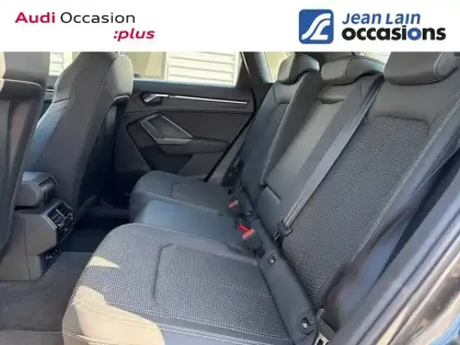 Photo 16 Audi Q3  35 TFSI 150 ch