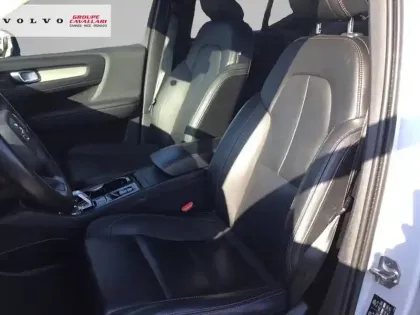 Photo 7 Volvo Xc40  T3 163 ch Geartronic 8